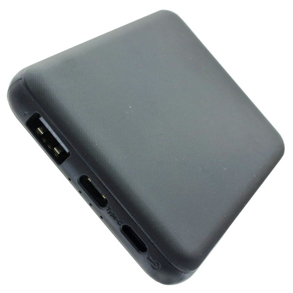 Powerbank Li-Polymer mit 5000mAh, LED-Indikator, Micro-USB und USB-C Ausgang inklusive USB-C Sync- und Ladekabel 1 Meter